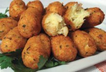 Bolinho de Bacalhau Crocante e Saboroso Bolinho de Bacalhau
