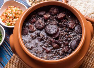 Feijoada Perfeita: Descubra os Segredos da Receita Tradicional e de Sabores Inigualáveis